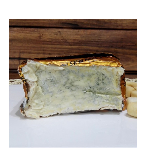 Medium Picón Bejes-Tresviso Cheese, 240 Grams.Approx.